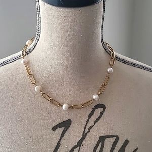 Pearl and gold necklace